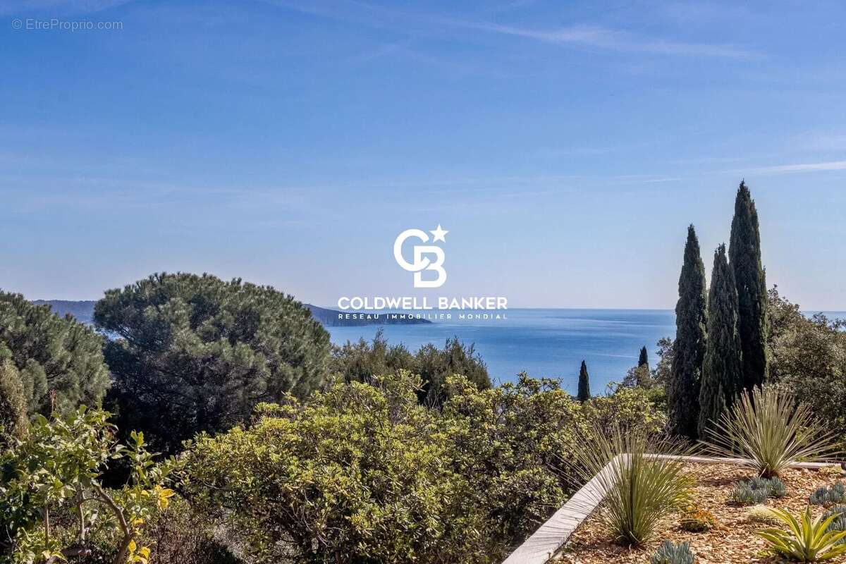 Maison à CAVALAIRE-SUR-MER