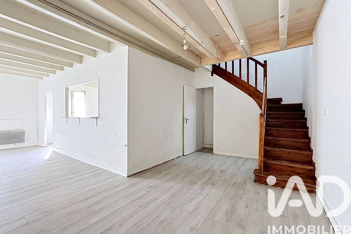 Photo 1 - Maison à LA RONDE