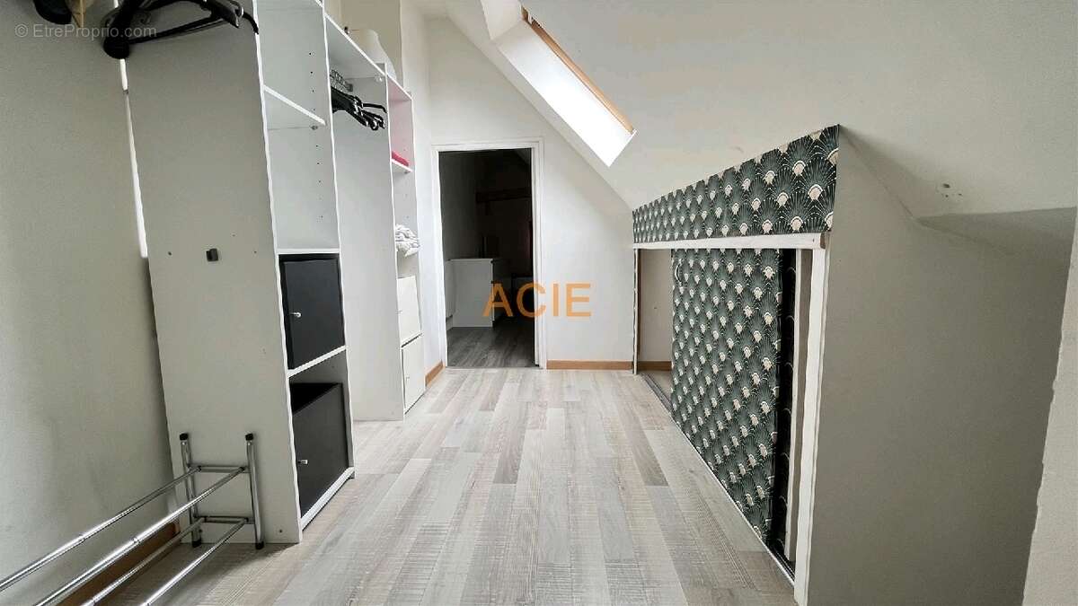 Appartement à LOUVRES