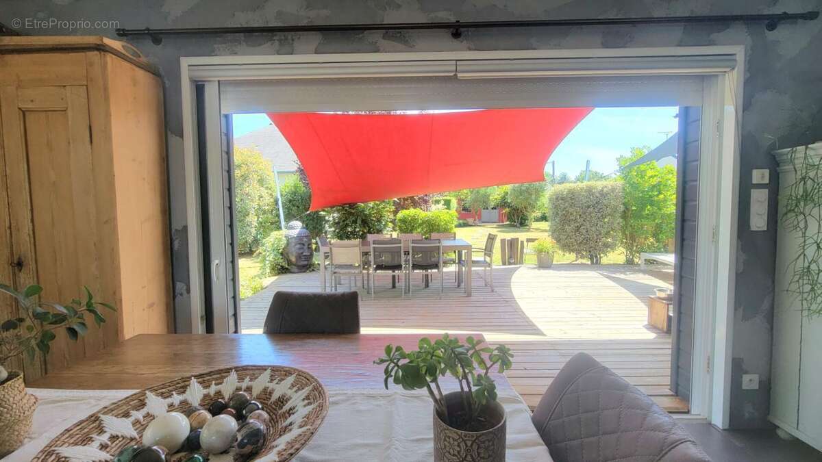 Maison à SAINT-LEGER-DES-BOIS