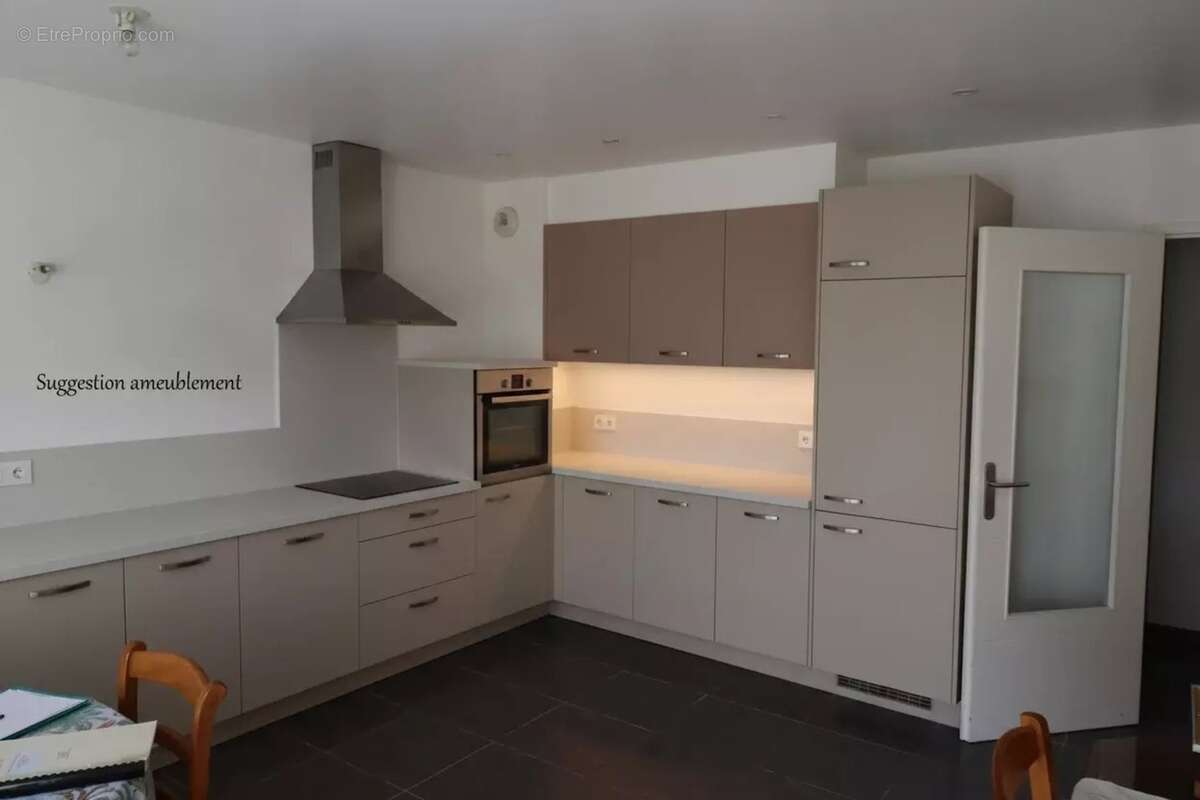 Centre de MONTREVEL EN BRESSE Appartement T3 lumineux avec balcon, dernier étage et garage – Résidence récente - photo 10