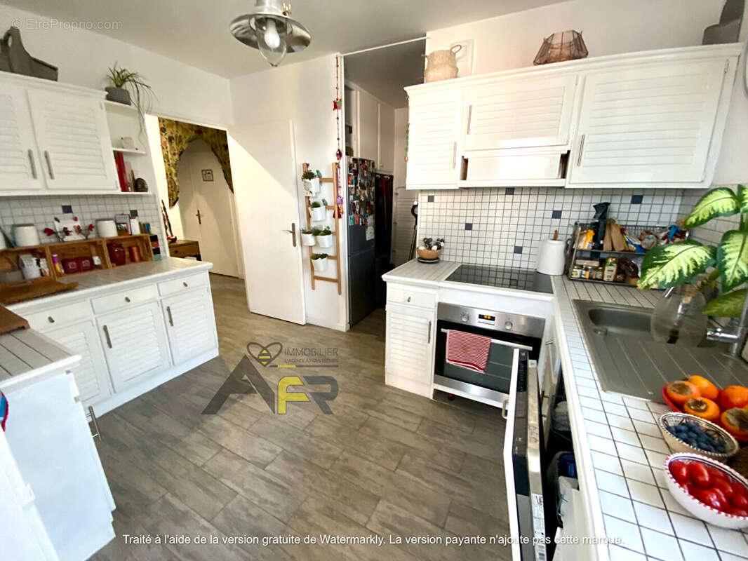 Appartement à SARTROUVILLE