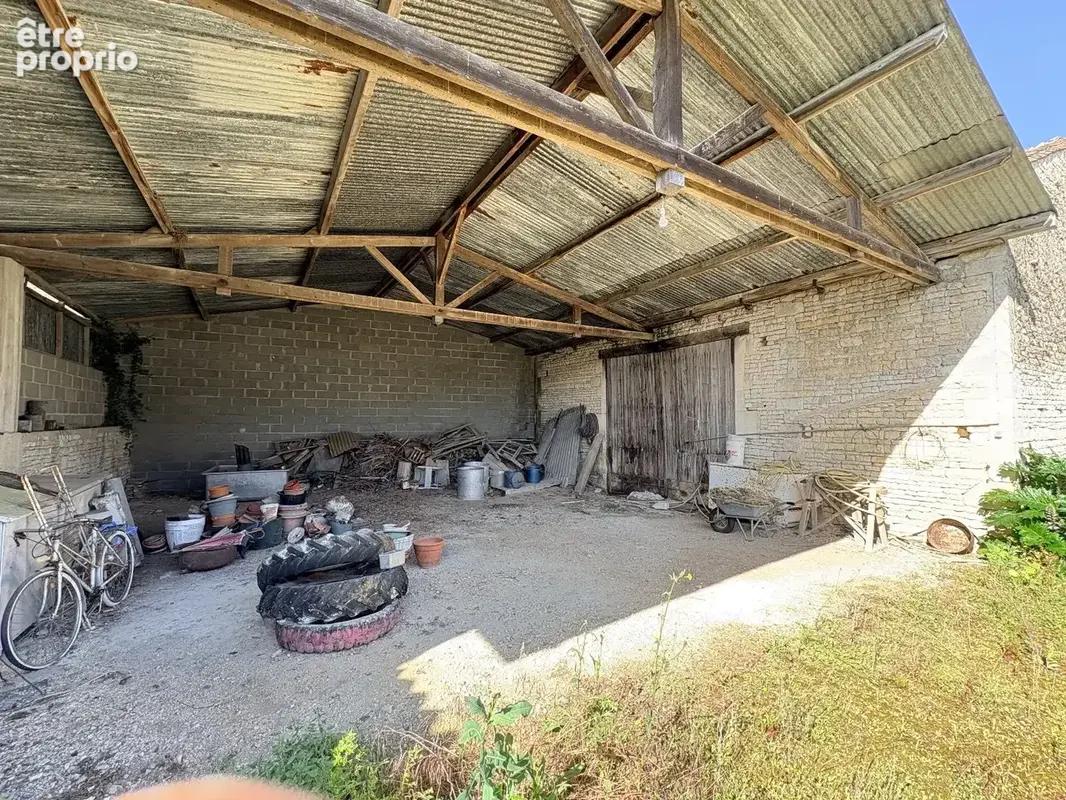 Maison charentaise 6 pièces - photo 14