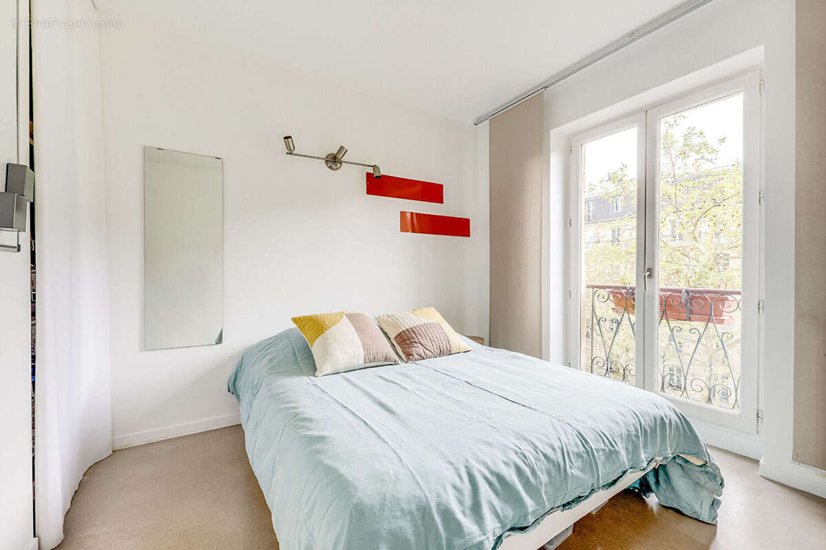 Appartement à PARIS-11E