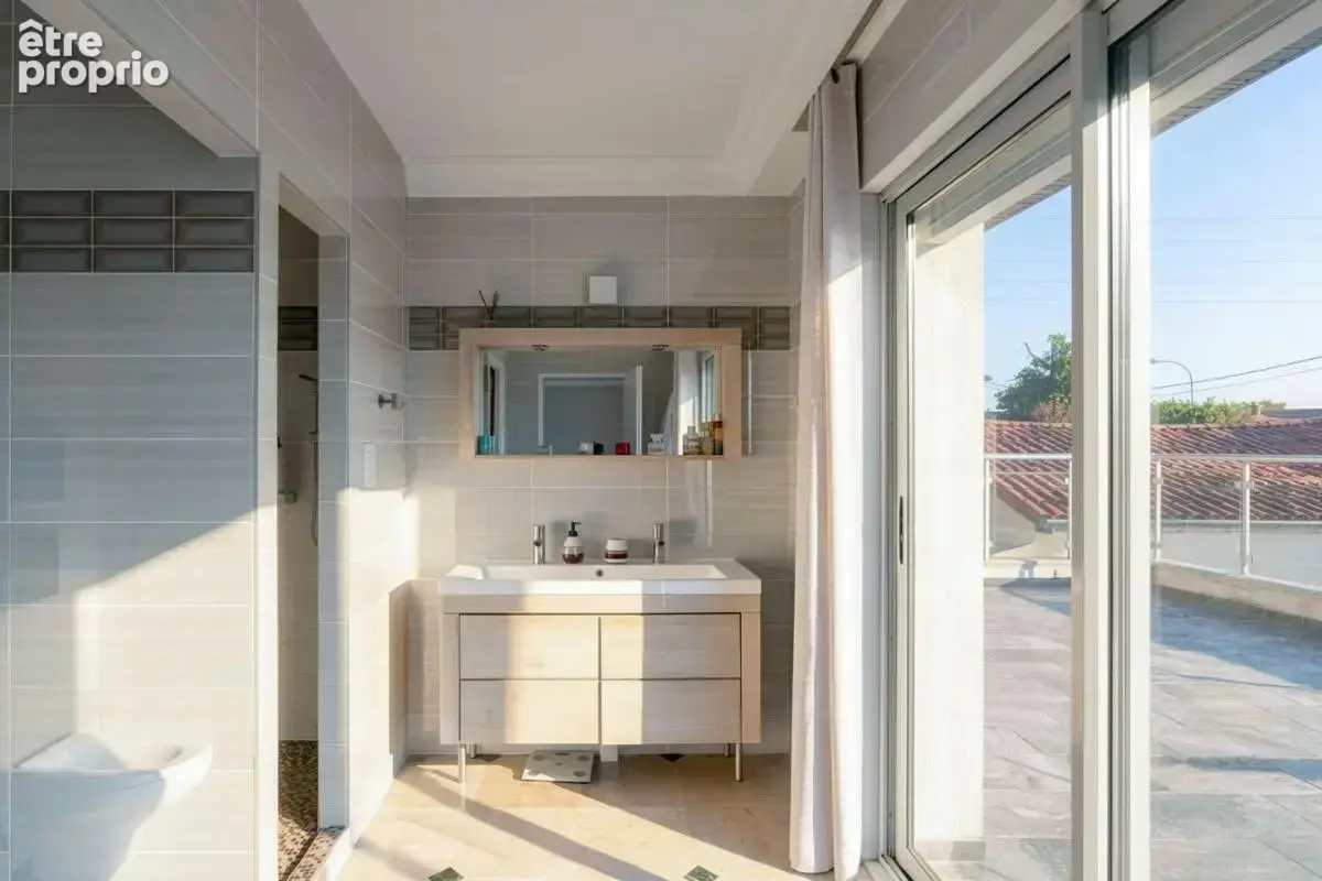 Maison 7 pièces 285 m² à vendre à Corbas (69960) - photo 16