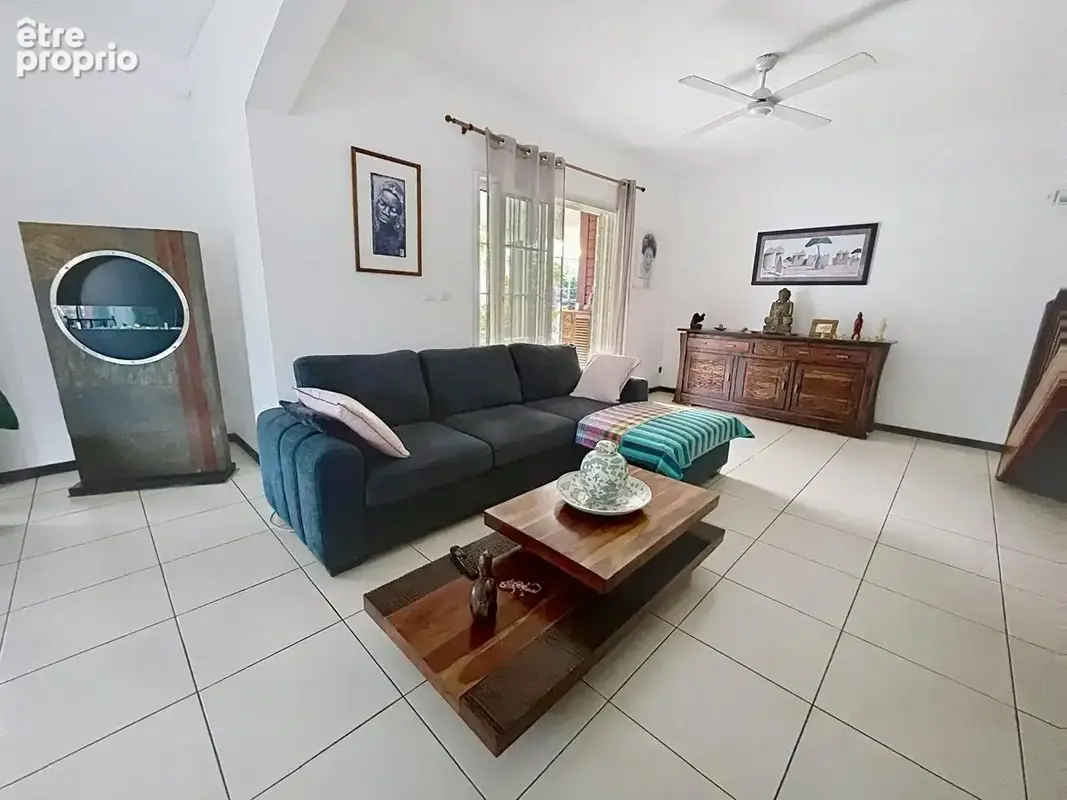 Maison 5 pièces 154 m² à vendre à Saint-Pierre (97410) - photo 7