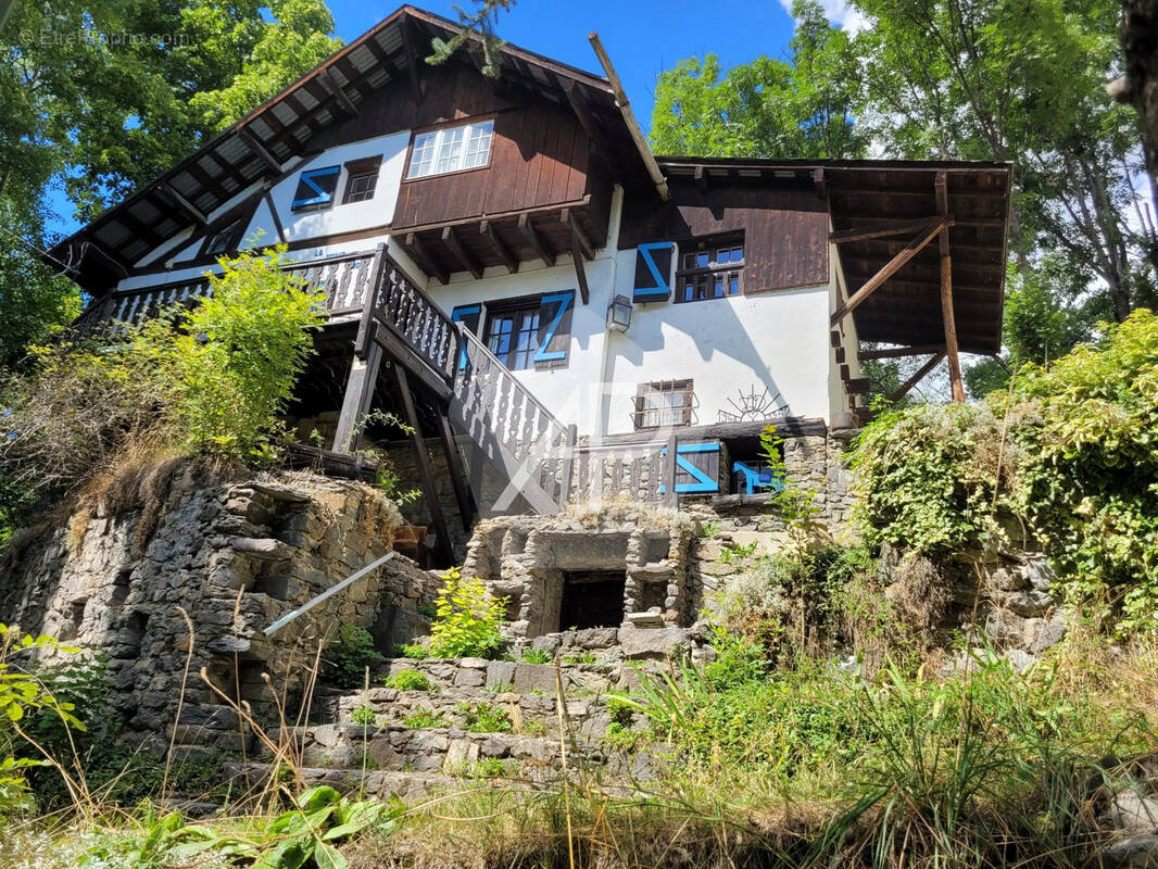 Maison à LA SALLE-LES-ALPES