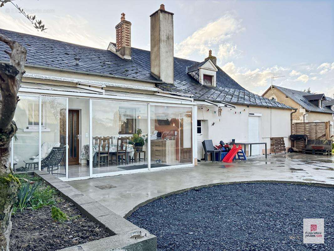 Maison à DISSE-SOUS-LE-LUDE