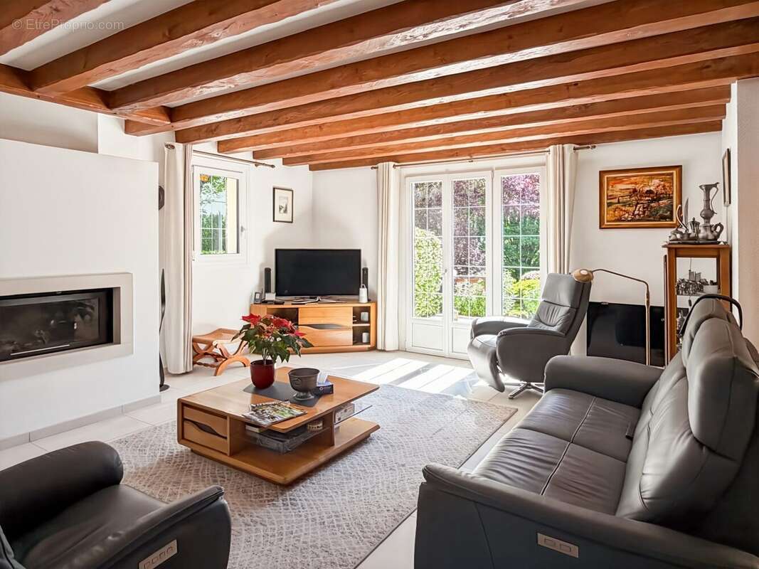 Maison à LOURY