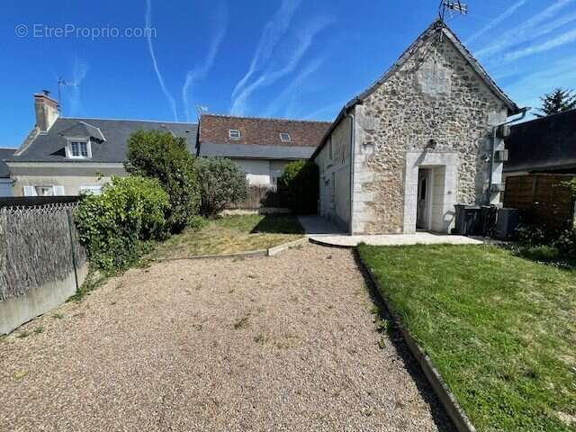 Maison à LA VILLE-AUX-DAMES