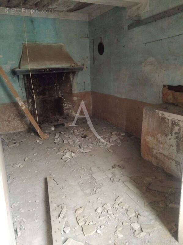 Maison à FELINES-TERMENES