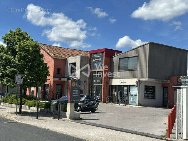 Commerce à SAINT-MATHIEU-DE-TREVIERS