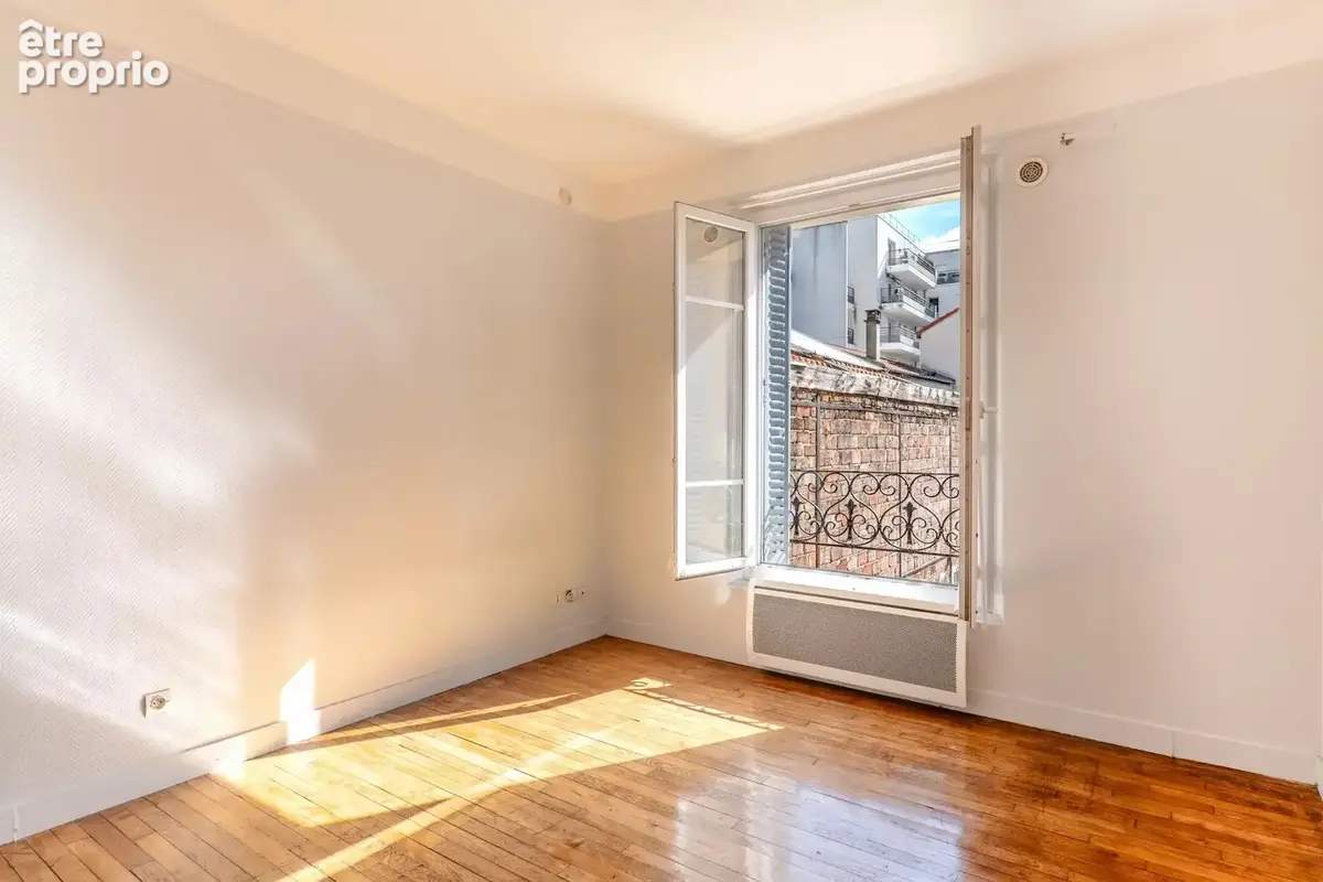 Bagnolet – 2 pièces traversant de 44,54 m² – Bel espace de vie – Ligne 11 à pied - photo 2