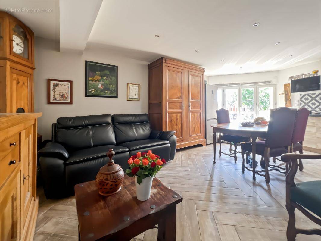 Appartement à FREJUS