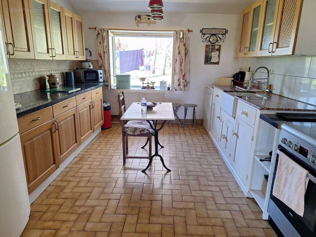 Maison à MAUPREVOIR