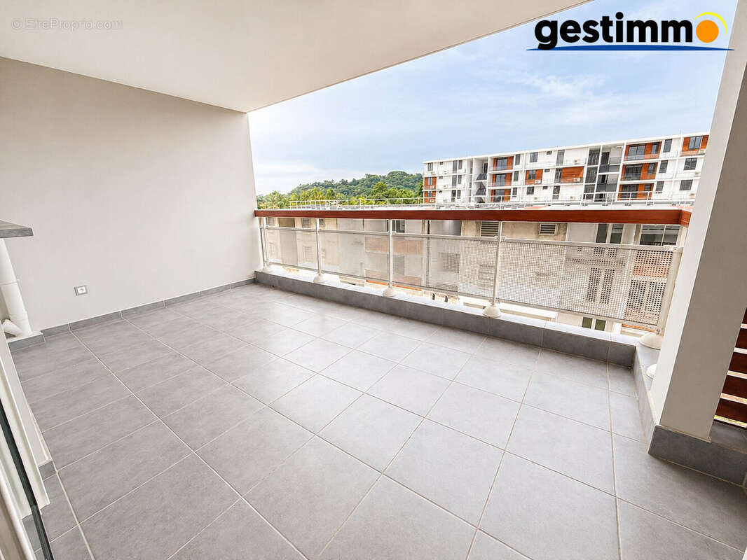 Appartement à CAYENNE