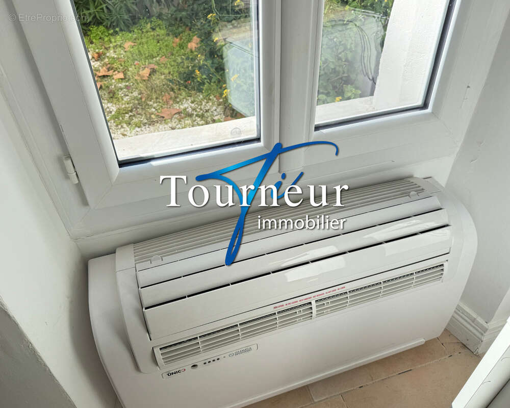 Commerce à SANARY-SUR-MER