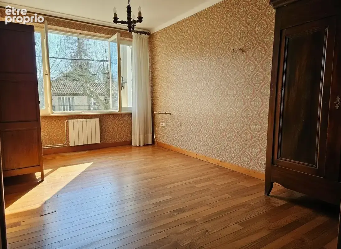 Maison de village à rénover avec garage et petit extérieur - photo 7