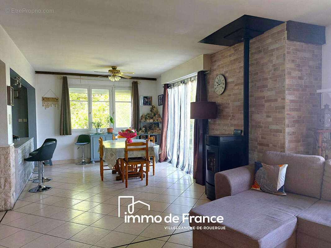 Maison 112 m²  T3/4 avec sous-sol et studio aménagé - photo 5