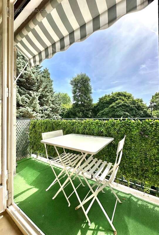 Appartement 165 m² à Paris-16e  - photo 2