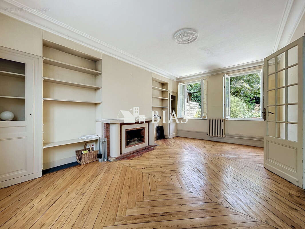 Maison 180 m² à Barentin  - photo 5
