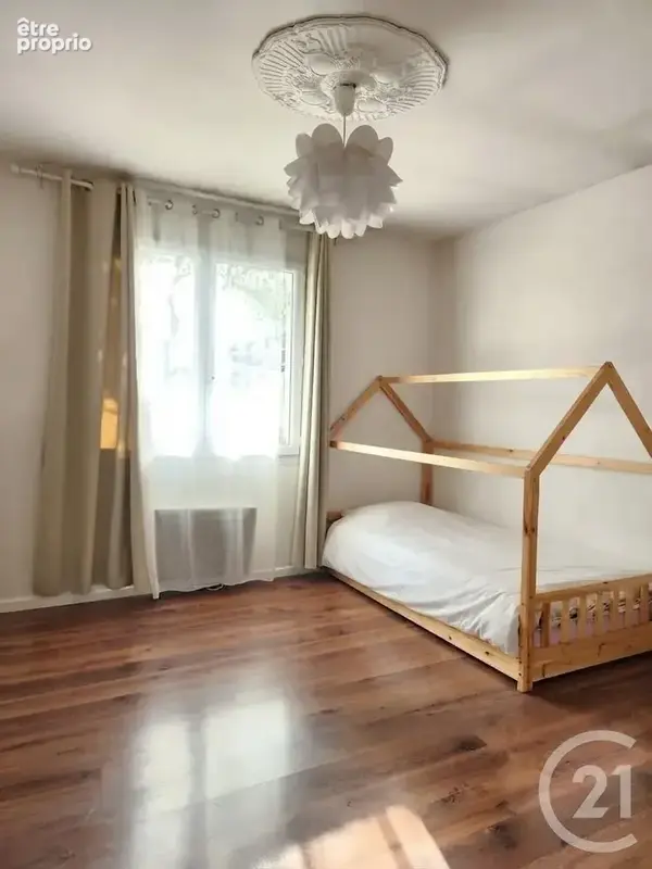 Maison 5 pièces 92 m² à vendre à Meyzieu (69330) - photo 7