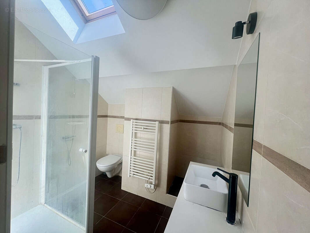 Appartement à BRIE-COMTE-ROBERT