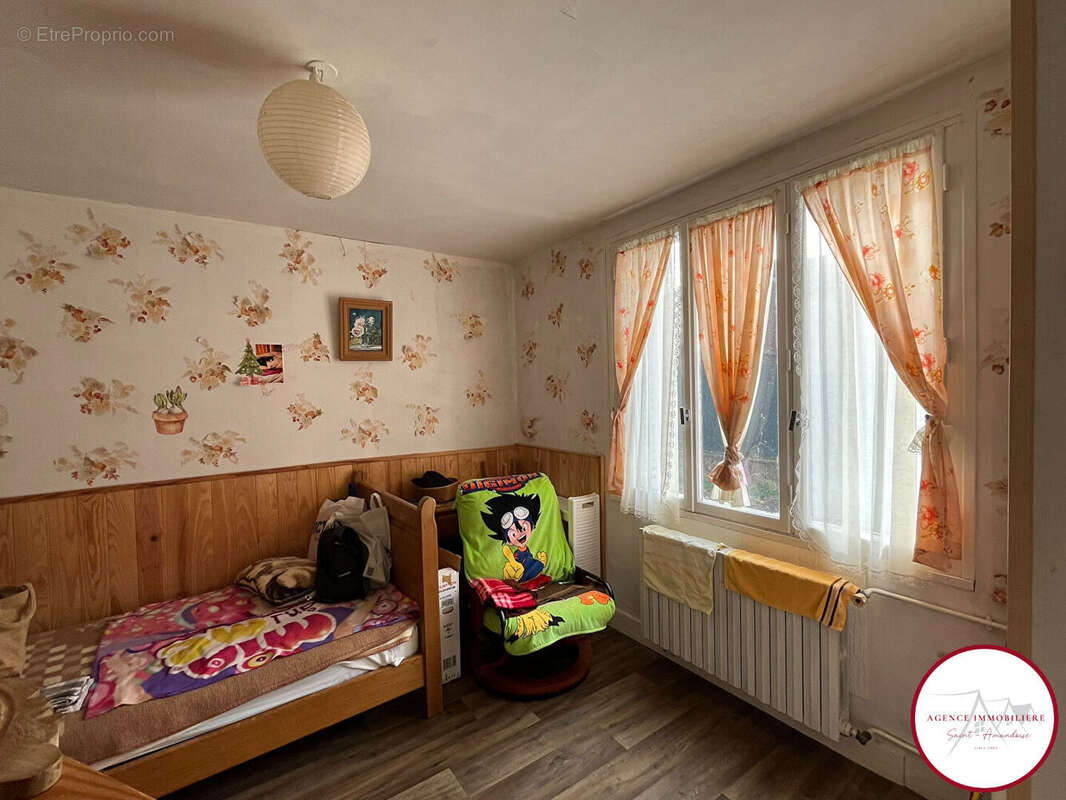 Maison à SAINT-AMAND-MONTROND