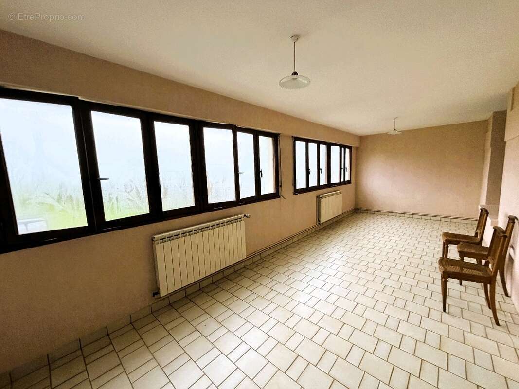 Maison à ACHIET-LE-PETIT