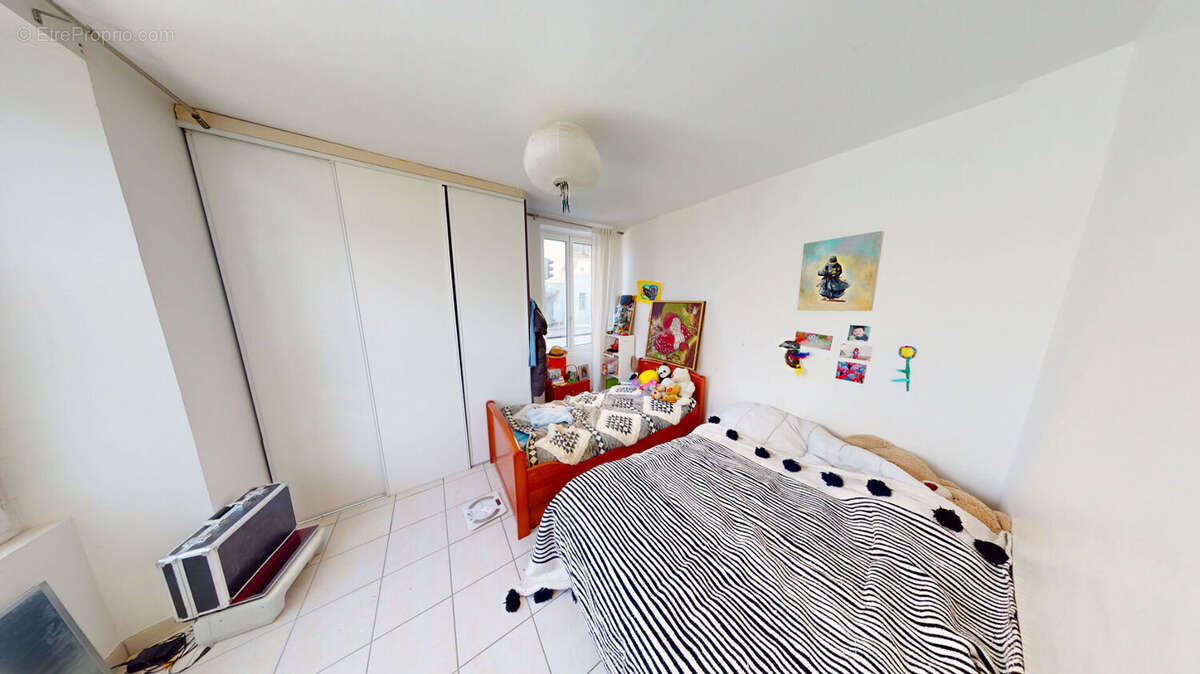 Appartement à DOMENE