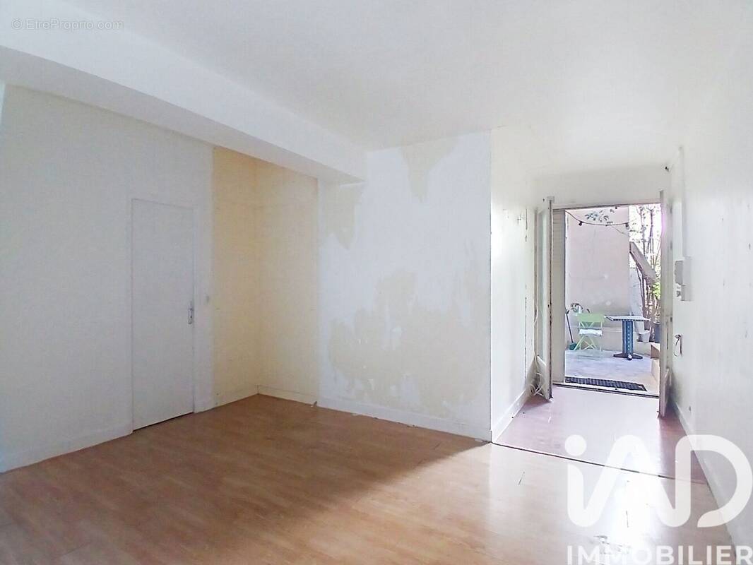 Photo 1 - Appartement à PARIS-11E