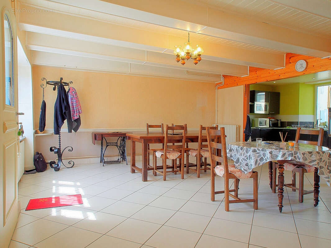 Maison 124 m² à Messeix  - photo 3