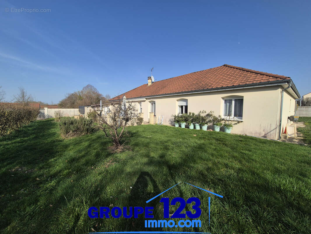Maison à BEAUMONT