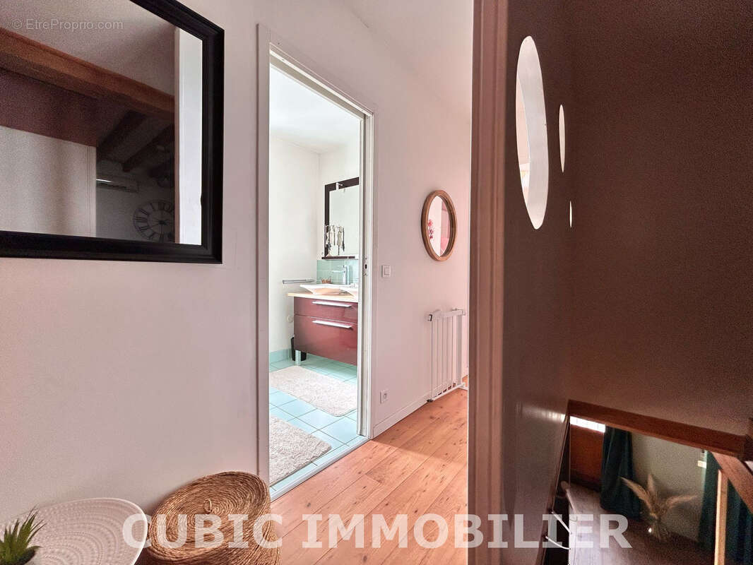 Maison à VAUX-EN-BEAUJOLAIS