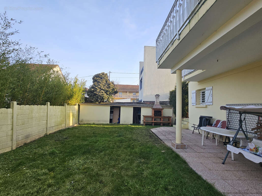 Maison à GOUSSAINVILLE