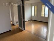 Appartement à MARSEILLE-4E