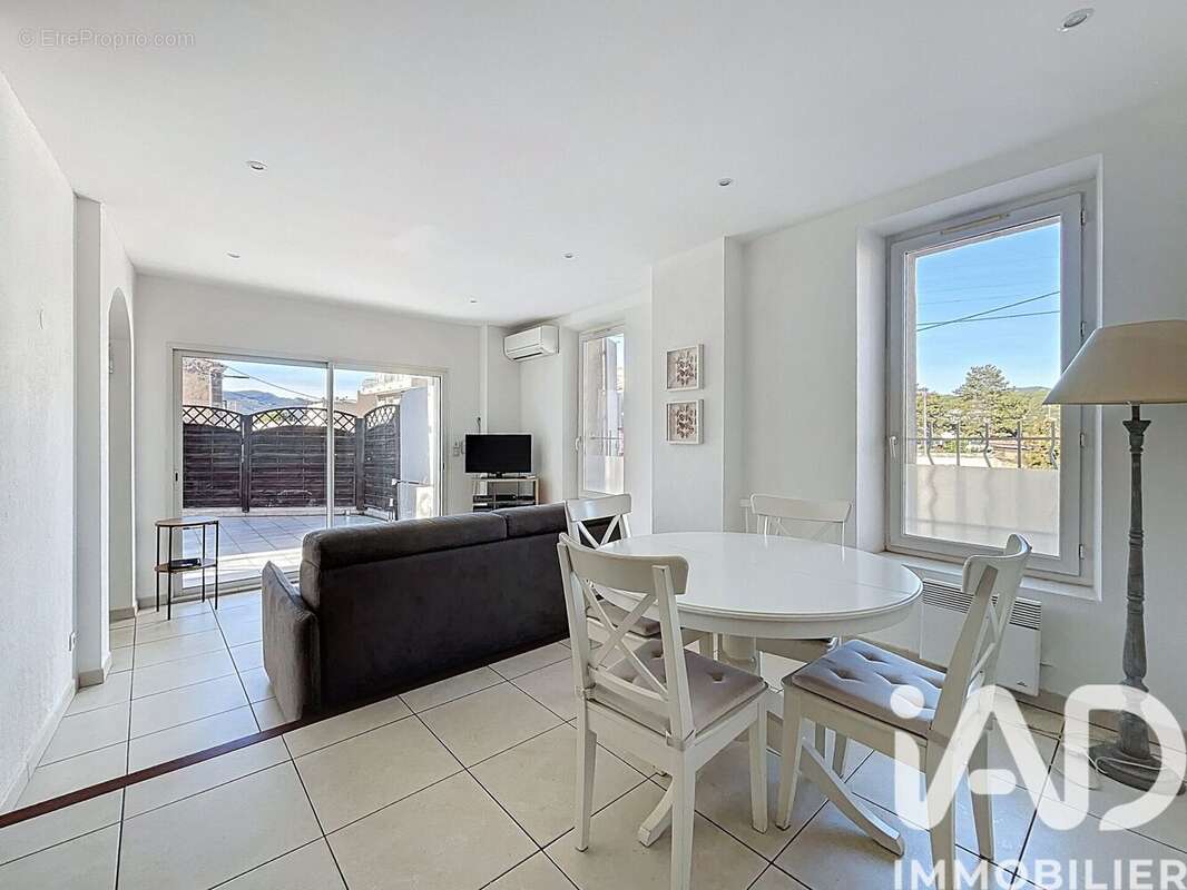 Photo 2 - Appartement à LA CIOTAT