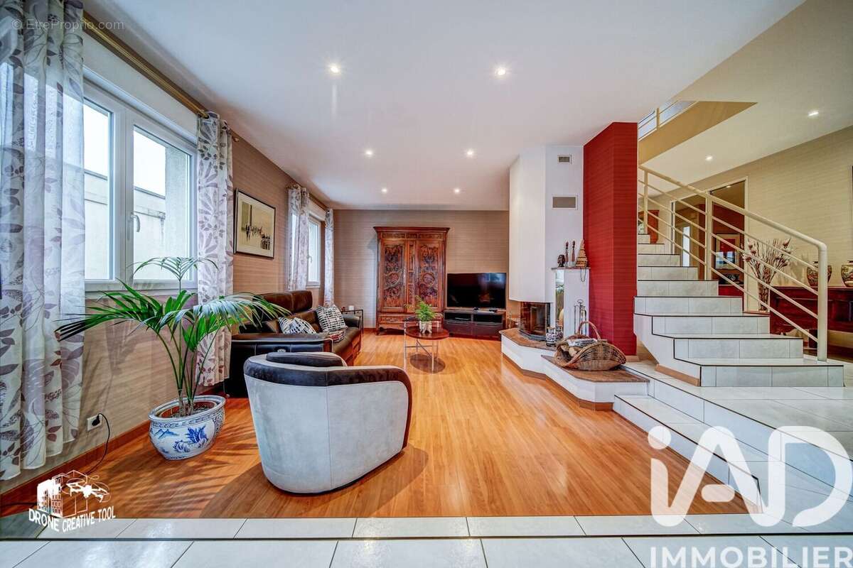 Photo 2 - Maison à MARLY