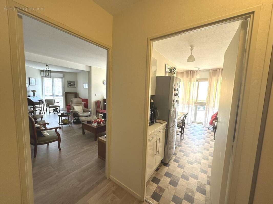 Appartement 63 m² à Le Mans  - photo 6