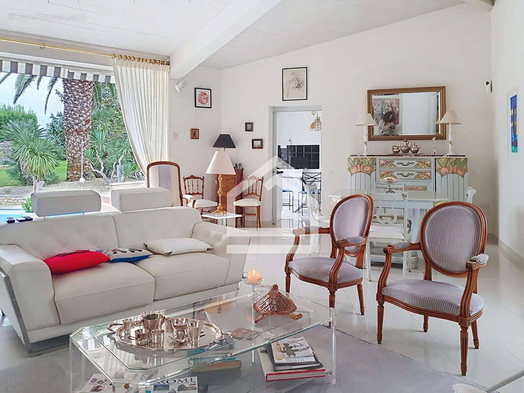 Maison à SAINT-MARTIN-DE-RE