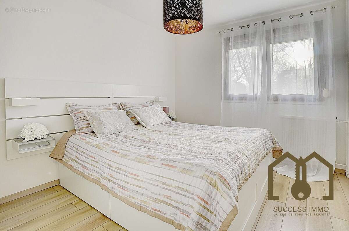 Appartement à VAULX-EN-VELIN