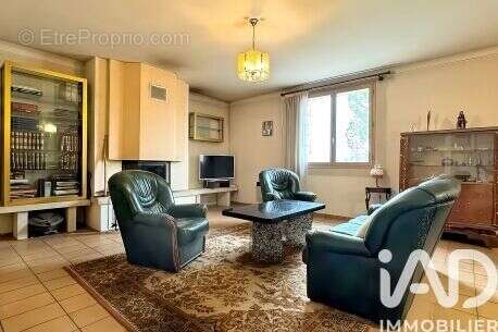 Photo 9 - Appartement à PERNES-LES-FONTAINES
