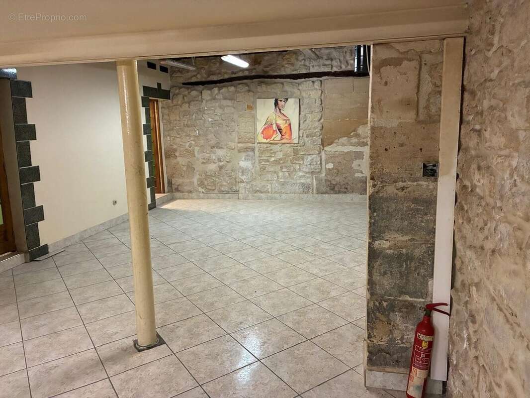 Commerce à PARIS-10E