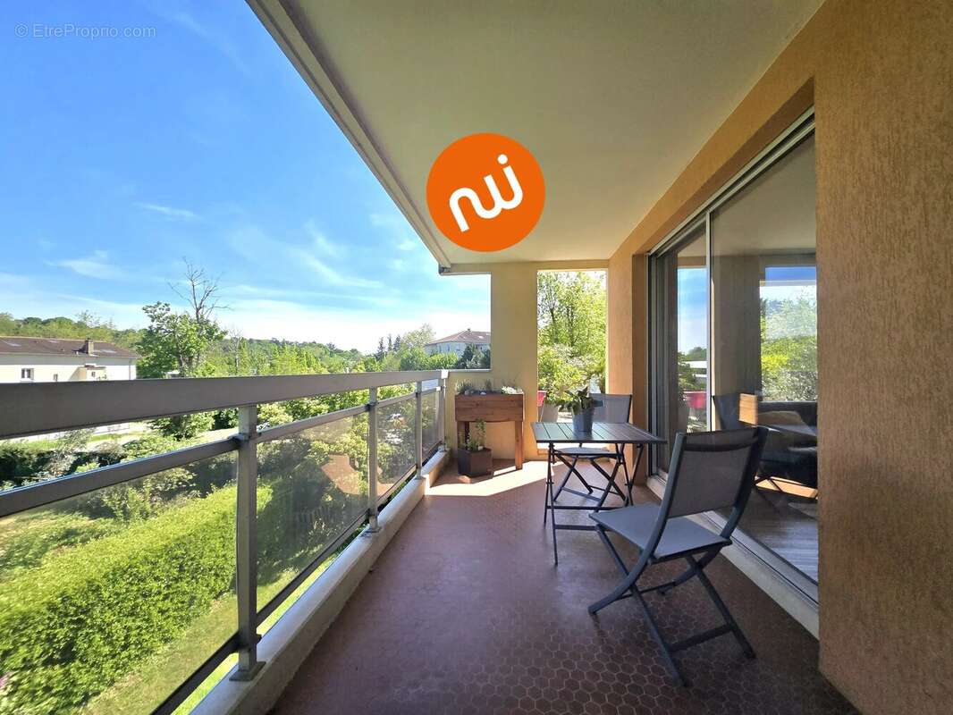 Appartement à TASSIN-LA-DEMI-LUNE