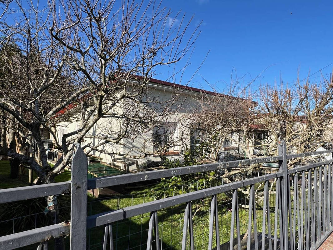 Maison à PONTAULT-COMBAULT