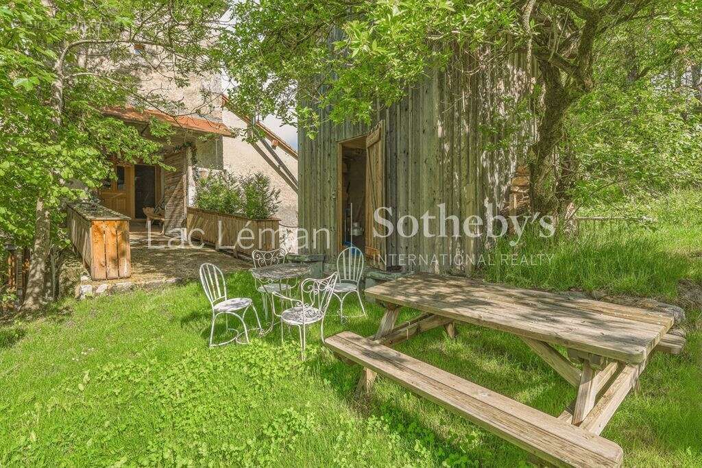 Appartement à HABERE-LULLIN