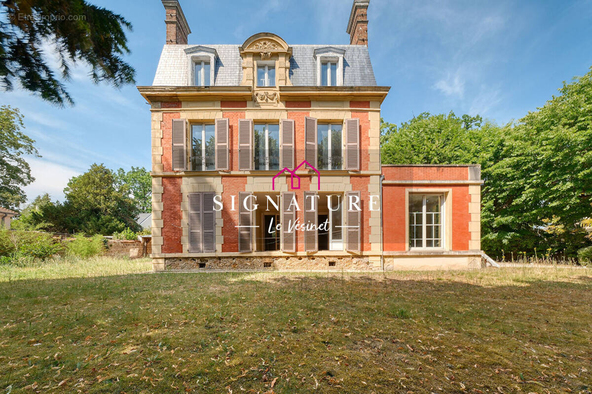 Maison à LE VESINET