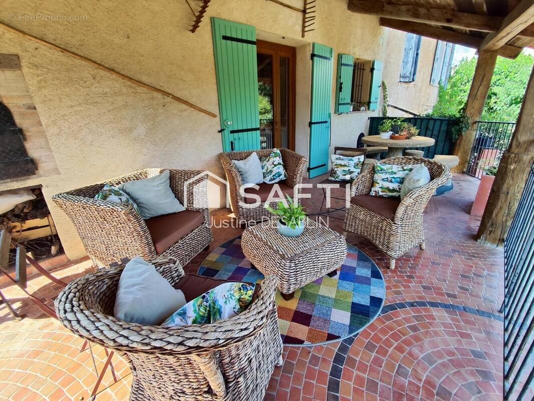 Photo 1 - Maison à FOX-AMPHOUX