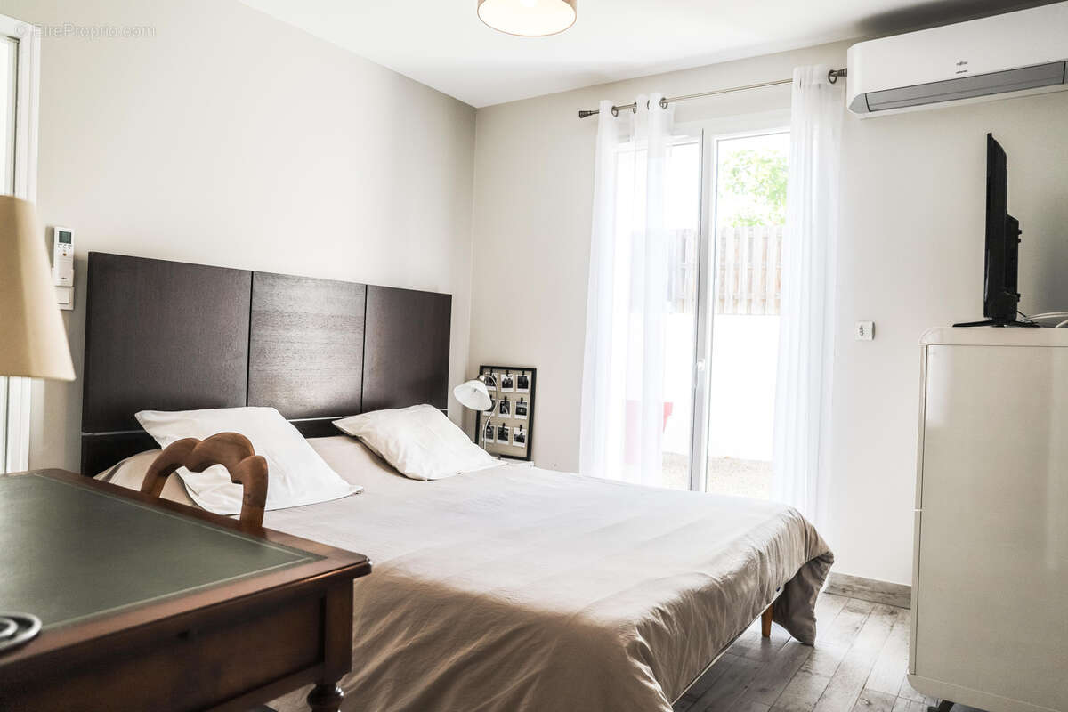 Maison à VAUX-SUR-MER