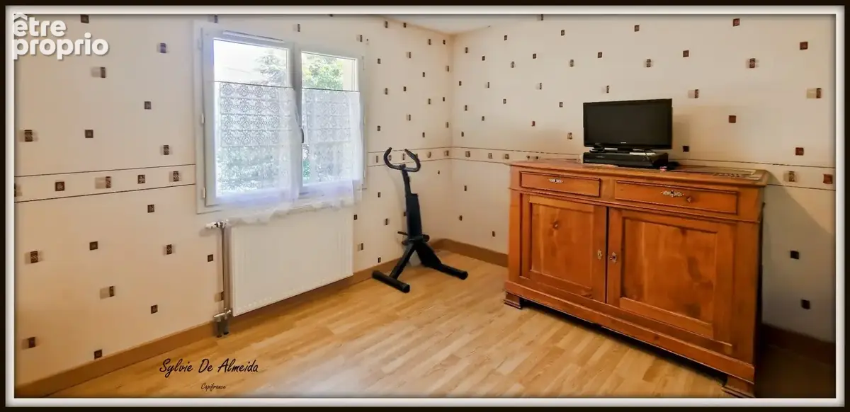 Maison à vendre Plain Pied 5 pièces, 4 chambres, environ 135 m² BAGE LA VILLE (01) terrain 867 m² clos double garage - photo 10